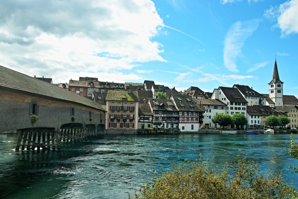 Abstecher ins Nachbarland: die Rheinbrücke von Diessenhofen nach Gailingen.