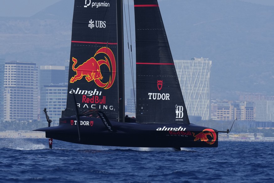 epa11562683 Swiss Alinghi in action during the Louis Vuitton Preliminary Regatta of the 37th America&#039;s Cup, in Barcelona, Spain, 24 August 2024. EPA/Siu Wu