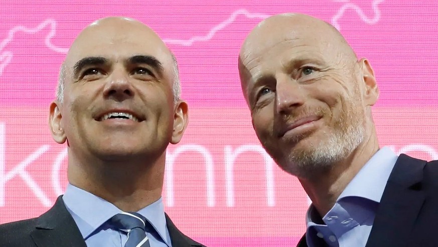 Im Austausch: Bundesrat Alain Berset mit Ringier-CEO Marc Walder.