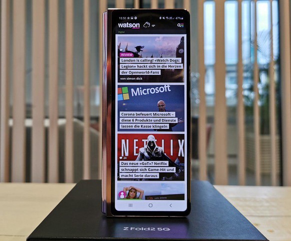 Samsung Galaxy Z Fold 2