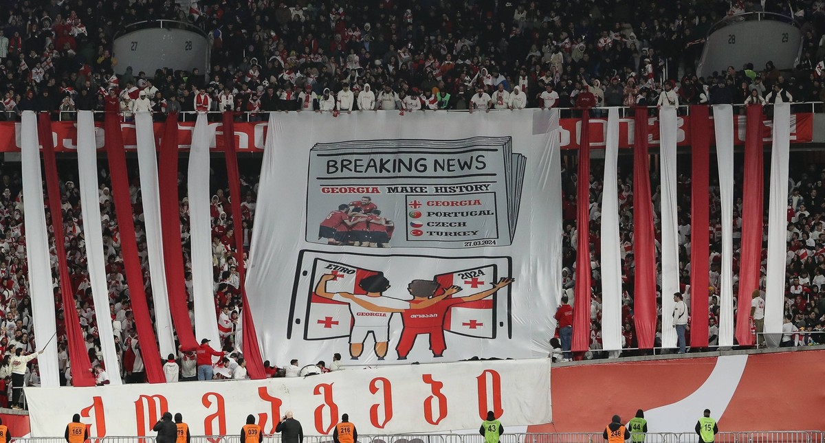 The performance of Georgias fans before the UEFA European Championship, EM, Europameisterschaft Qualifying match between Georgia and Greece at the The Boris Paitchadze Dinamo Arena on March 26, 2024 i ...