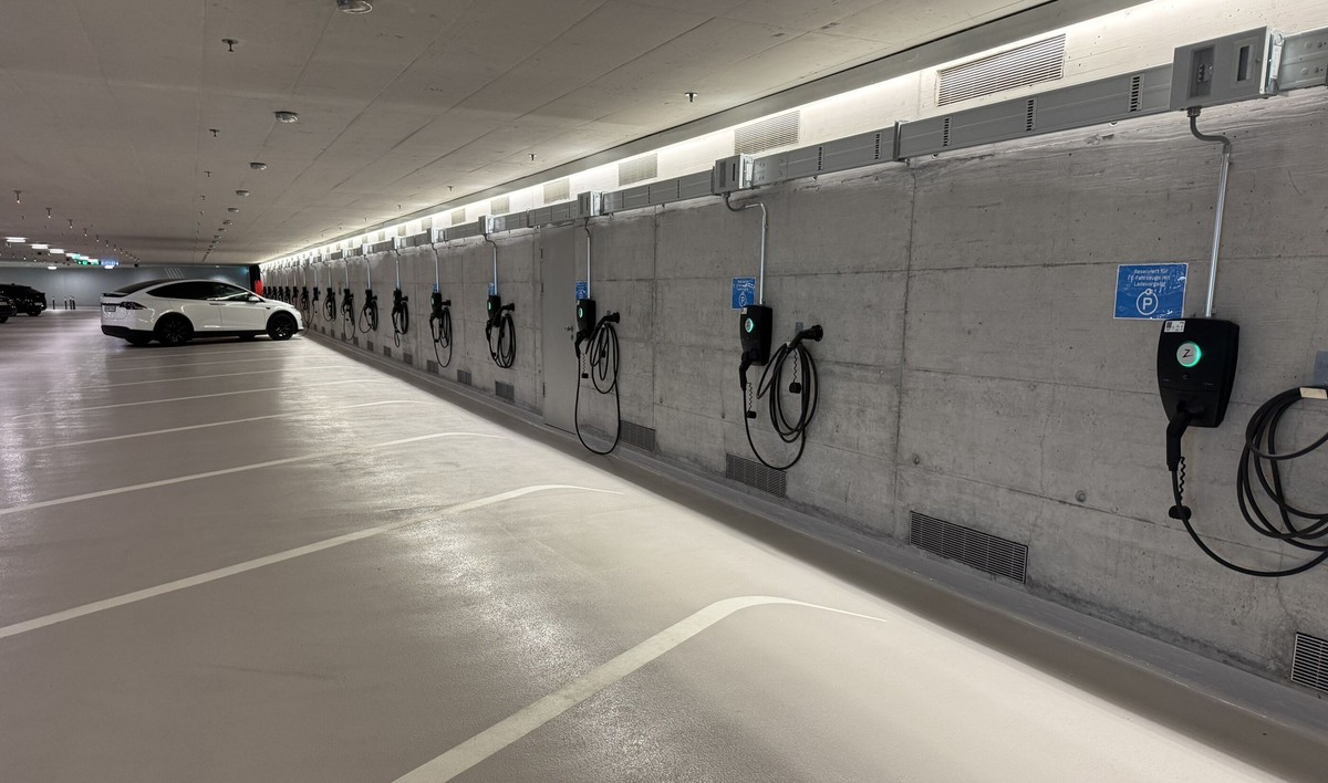 Ladestation E-Auto Parkhaus Opéra Zürich