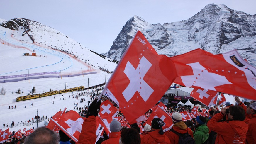 Lauberhornrennen Skirennen am Lauberhorn vor der Kulisse von Eiger und M