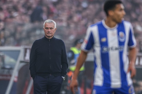 epa12804741 Benfica head coach José Mourinho (L) reacts during the Portuguese First League soccer match against FC Porto at Luz stadium in Lisbon, Portugal, 08 March 2026. EPA/MIGUEL A. LOPES