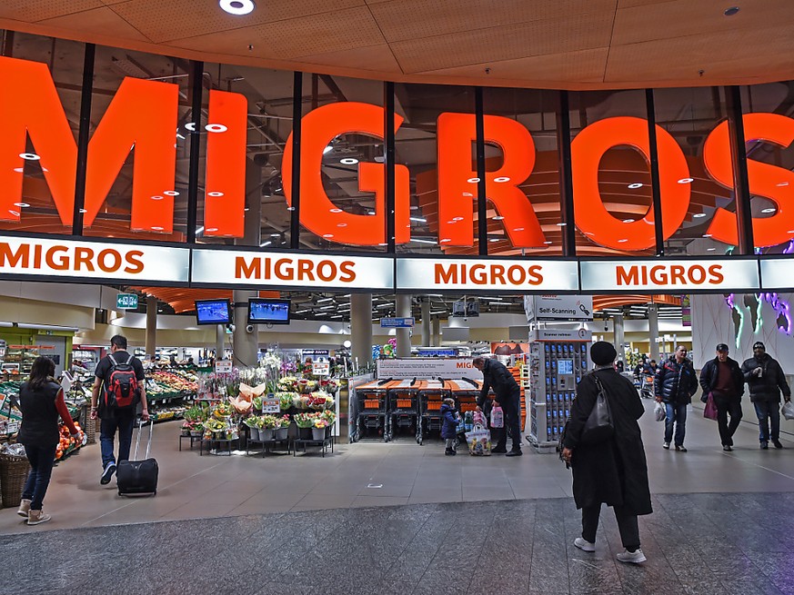 Die Migros hat im Corona-Jahr 2020 von einem florierenden Detailhandelsgesch