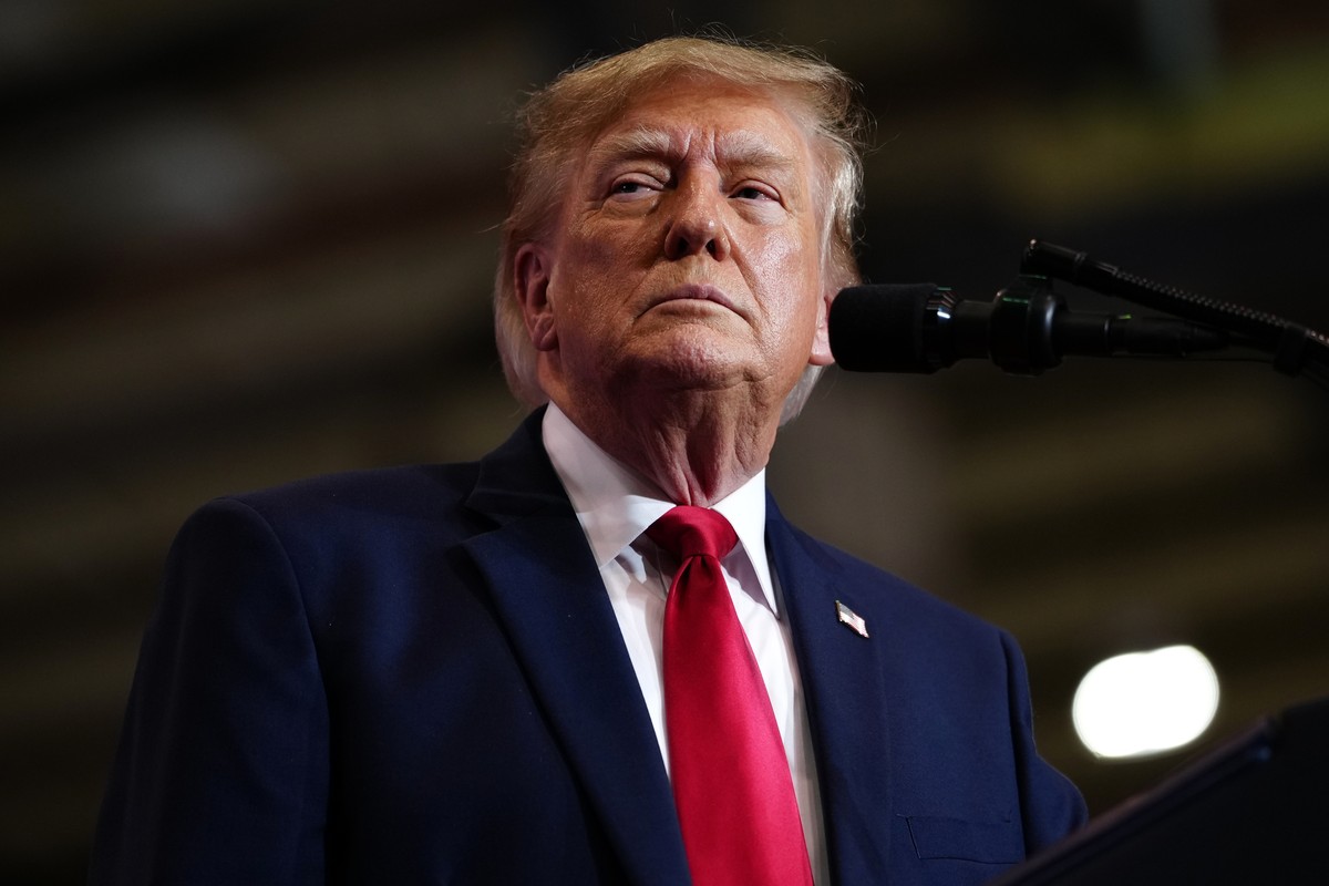 President Donald Trump speaks at a campaign rally at the T. Ed Garrison Arena, Wednesday, Oct. 21, 2026, in Pendleton, S.C. (AP Photo/Julia Demaree Nikhinson)
APTOPIX Trump