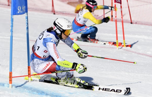 SwitzerlandÕs Wendy Holdener, left, in action against Sweden&#039;s Frida Hansdotter, right, during the final for the 3rd place of the Nations Team Event at the 2017 FIS Alpine Skiing World Championsh ...