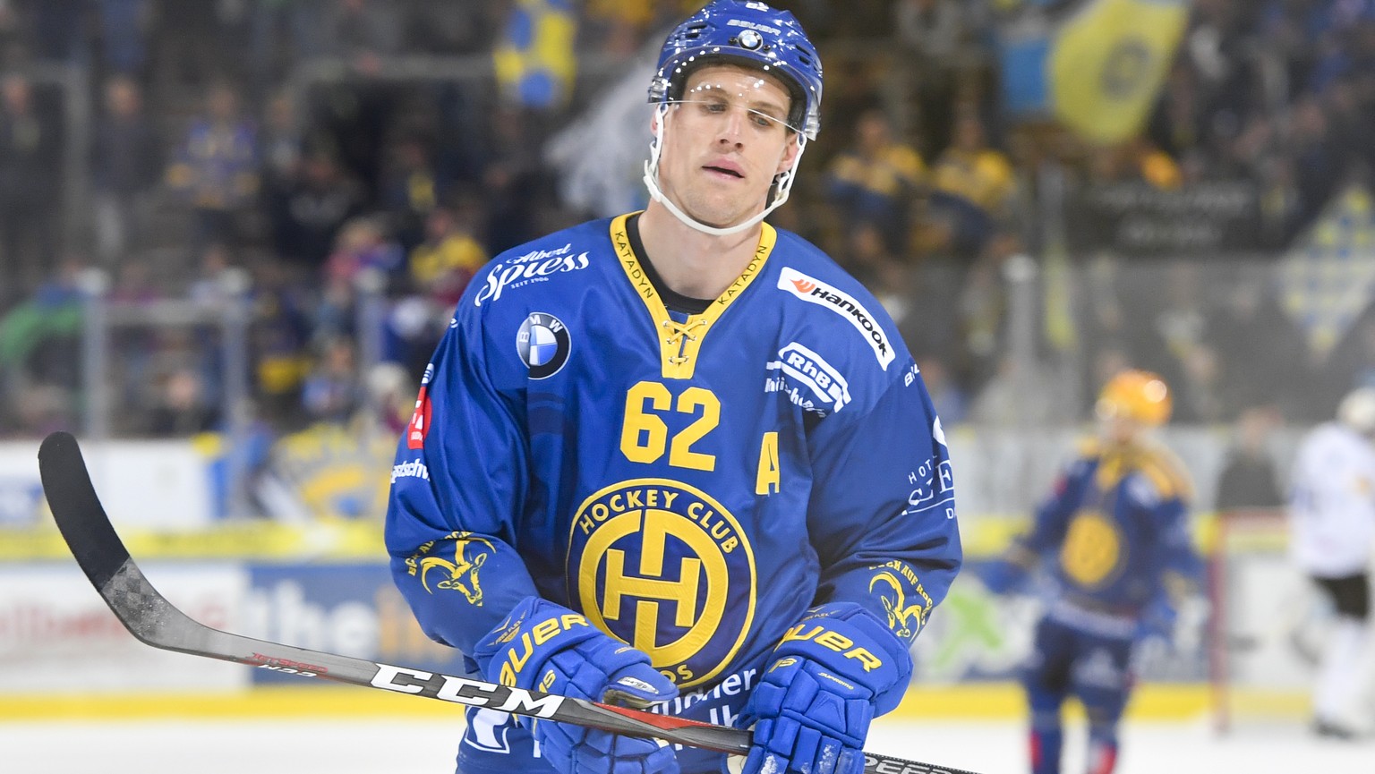 Davos&#039; Felicien Du Bois, beim Eishockey-Qualifikationsspiel der National League A zwischen dem HC Davos und dem HC Fribourg-Gotteron am Dienstag, 2. Oktober 2018, in der Vaillant Arena in Davos.  ...