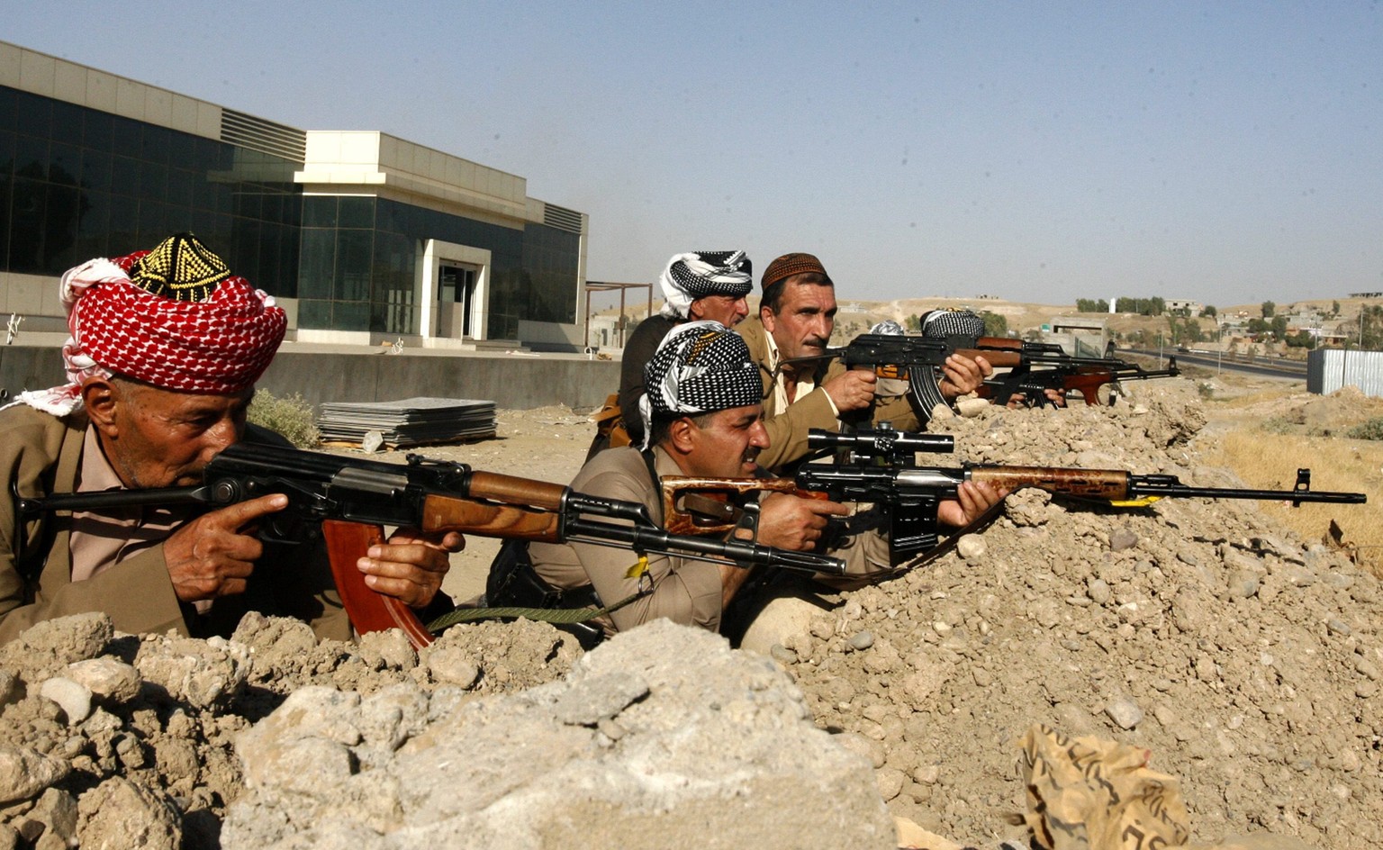 Diese kurdischen Peschmerga-Veteranen haben sich angesichts der Bedrohung durch den IS wieder zum Dienst gemeldet.&nbsp;