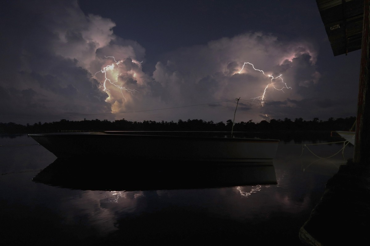 Lightning strikes over Lake Maracaibo in the village of Congo Mirador, where the Catatumbo River feeds into the lake, in the western state of Zulia October 22, 2014. This year the Catatumbo Lightning ...