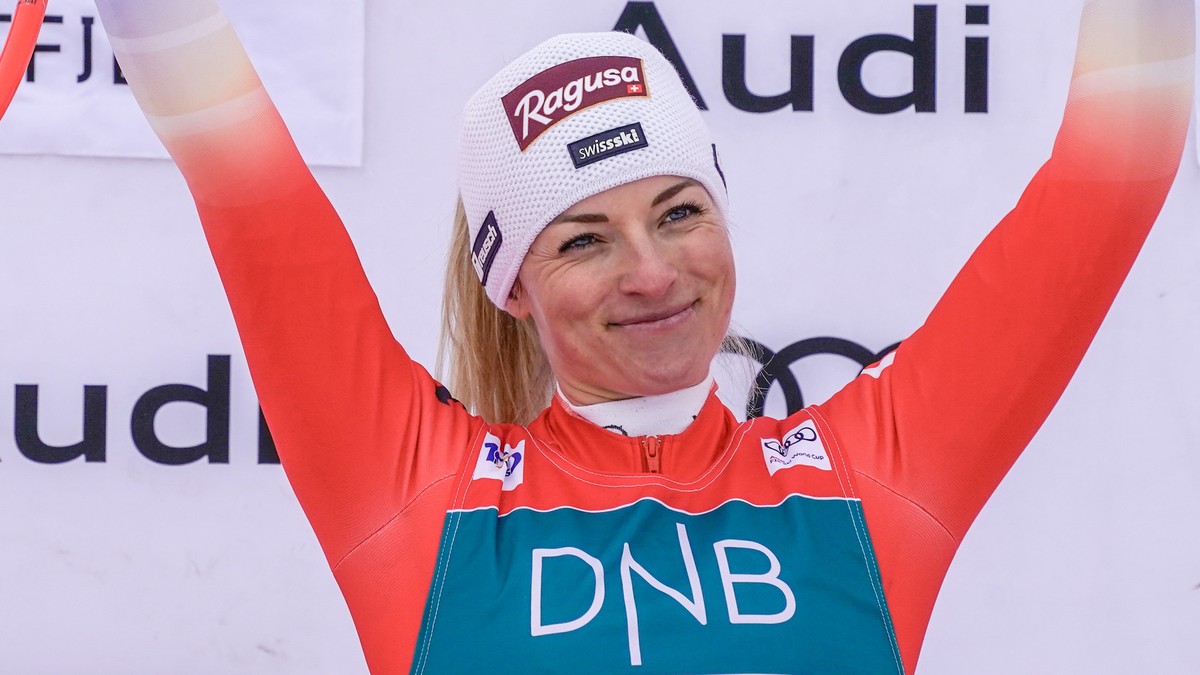 epa11193189 First placed Lara Gut-Behrami celebrates on the podium of the women's Super G race at the FIS Alpine Skiing World Cup in Kvitfjell, Norway, 02 March 2024. EPA/Erik Flaaris Johansen NO ...