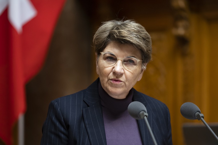 Bundesraetin Viola Amherd spricht in der Fragestunde, waehrend der Wintersession der Eidgenoessischen Raete, am Montag, 12. Dezember 2022, im Bundeshaus in Bern. (KEYSTONE/Peter Klaunzer)