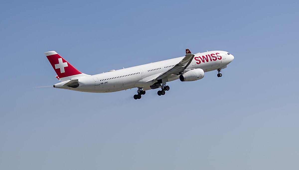Die Swiss hat im Mai nicht nur mehr Passagiere transportiert, sondern dafür auch mehr Flüge durchgeführt. (Archiv)