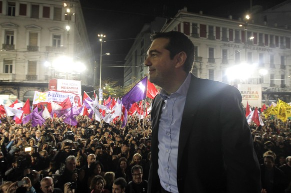 Syriza-Chef Alexis Tsipras lässt sich feiern.