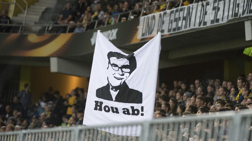 15.09.2016; Bern; Fussball Europa League - BSC Young Boys - Olympiakos Piraeus: Protestbanner gegen Urs Siegenthaler (Claudio de Capitani/freshfocus)