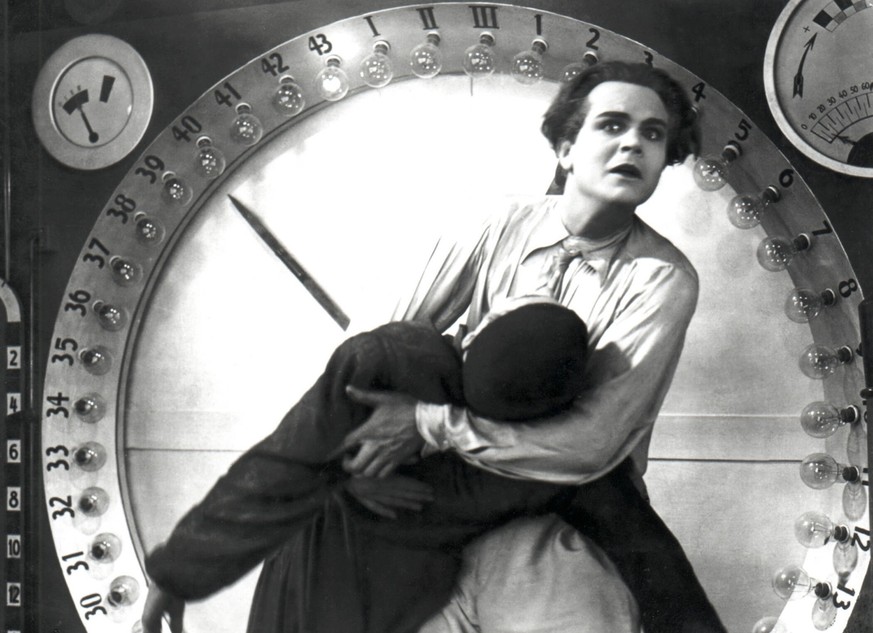 METROPOLIS, Gustav Frohlich, 1927 Courtesy Everett Collection ACHTUNG AUFNAHMEDATUM GESCHƒTZT PUBLICATIONxINxGERxSUIxAUTxONLY Copyright: xCourtesyxEverettxCollectionx MCDMETR EC004