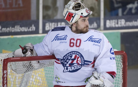 Rapperswils Goalie Melvin Nyffeler geschlagen im fuenften Playoff-Finalspiel der National League B zwischen dem SC Langenthal und dem SC Rapperswil-Jona Lakers, am Freitag, 31. Maerz 2017, in der Eish ...