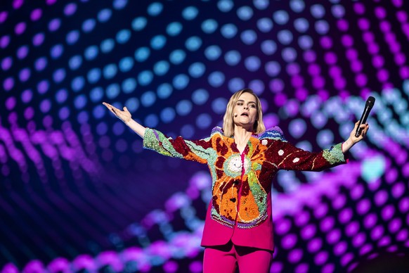 epa12108094 Host Hazel Brugger reacts during the dress rehearsal for the Grand Final of the 69th Eurovision Song Contest (ESC) in Basel, Switzerland, 16 May 2025. EPA/GEORGIOS KEFALAS