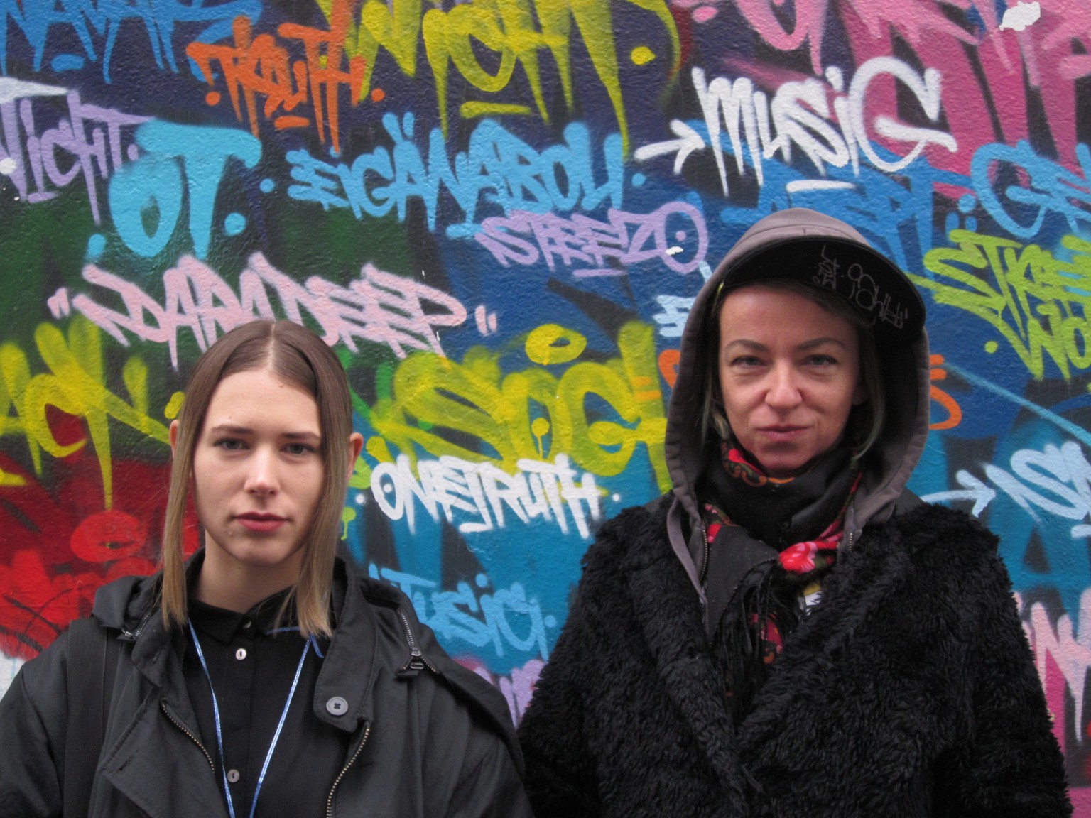 Schwedens Pussy Power macht die Männer sauer. Und die Frauen heiss. Oder so. Ninja Thyberg (l.) und Joanna Rytel (ohne Lachen) am Samstag in Zürich.