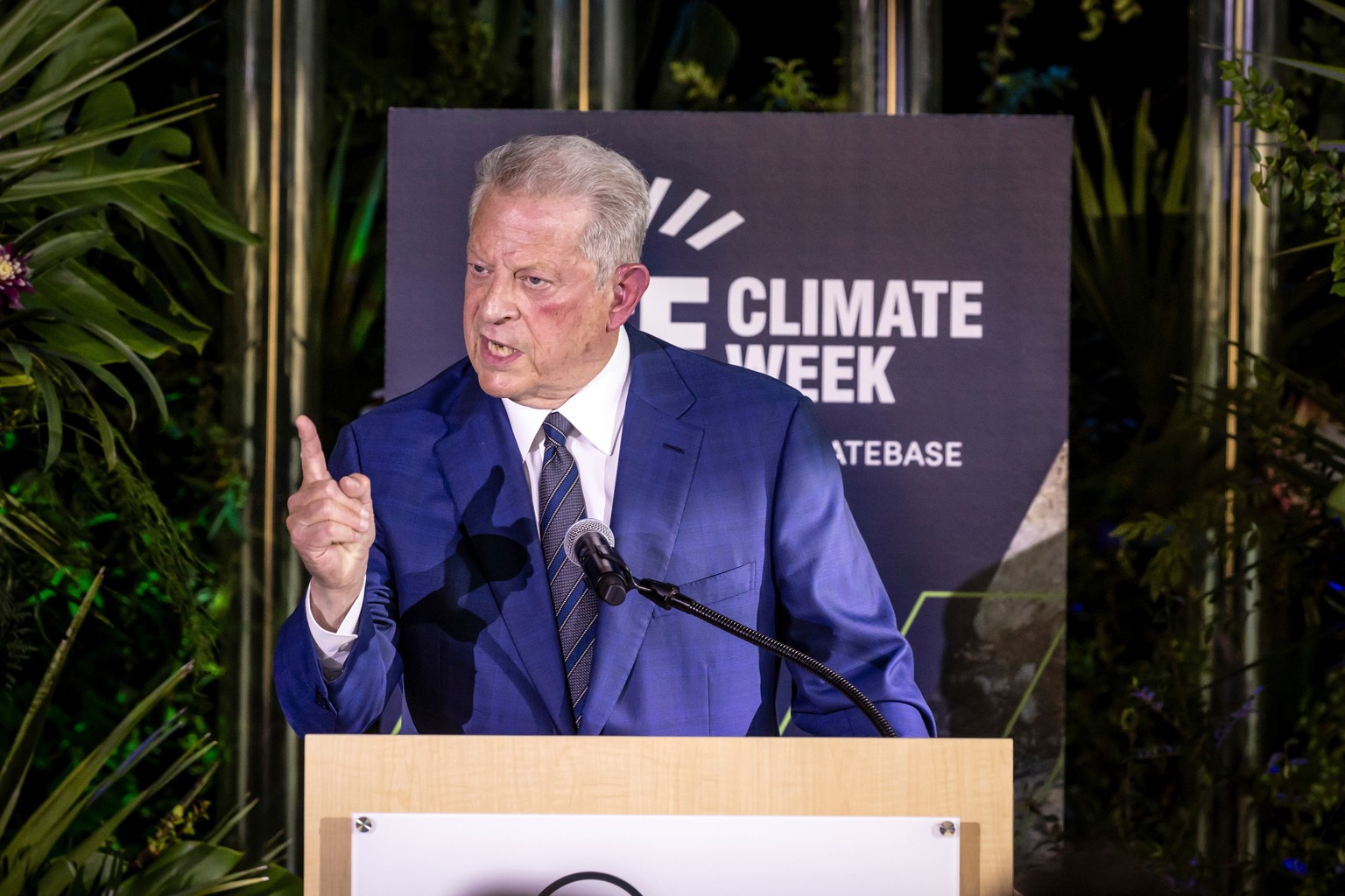 Former Vice President Al Gore speaks at the opening reception for San Francisco Climate Week at The Exploratorium in San Francisco Monday, April 21, 2025. (Carlos Avila Gonzalez/San Francisco Chronicl ...