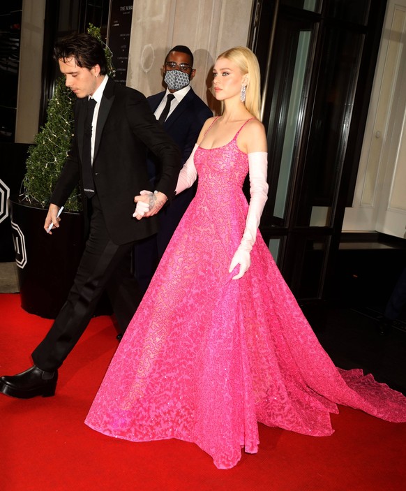 September 13, 2021, New York, New York, USA: BROOKLYN BECKHAM and NICOLA PELTZ attend the 2021 VIP Met Gala departures held at The Mark Hotel. New York USA - ZUMAk03_ 20210913_zaf_k03_203 Copyright: x ...