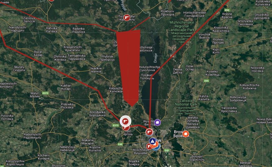 Die russische Armee rückt von Tschernobyl (oben) vor und hat den Flughafen Hostomel im Nordwesten unter Kontrolle gebracht, jetzt geht der Angriff weiter Richtung Stadtzentrum.