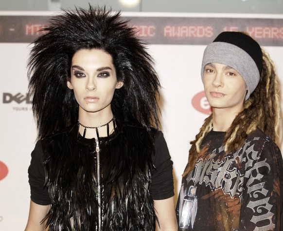 Singer Bill Kaulitz and guitarist Tom Kaulitz from the German band Tokio Hotel arrive at the 2008 European MTV Awards in Liverpool, England, Thursday, Nov. 6, 2008. (AP Photo/Joel Ryan)