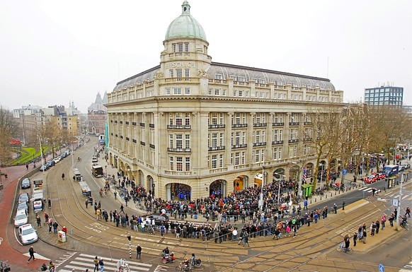 Der weltgrösste Apple Store in Amsterdam.