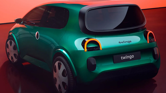 Das Heck erinnert sowohl an den Twingo der ersten als auch der zweiten Generation.