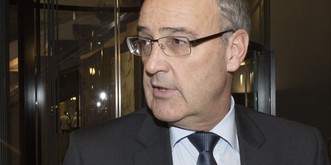 Favorit Parmelin: «I can English understand, but je préfère repondre en français»