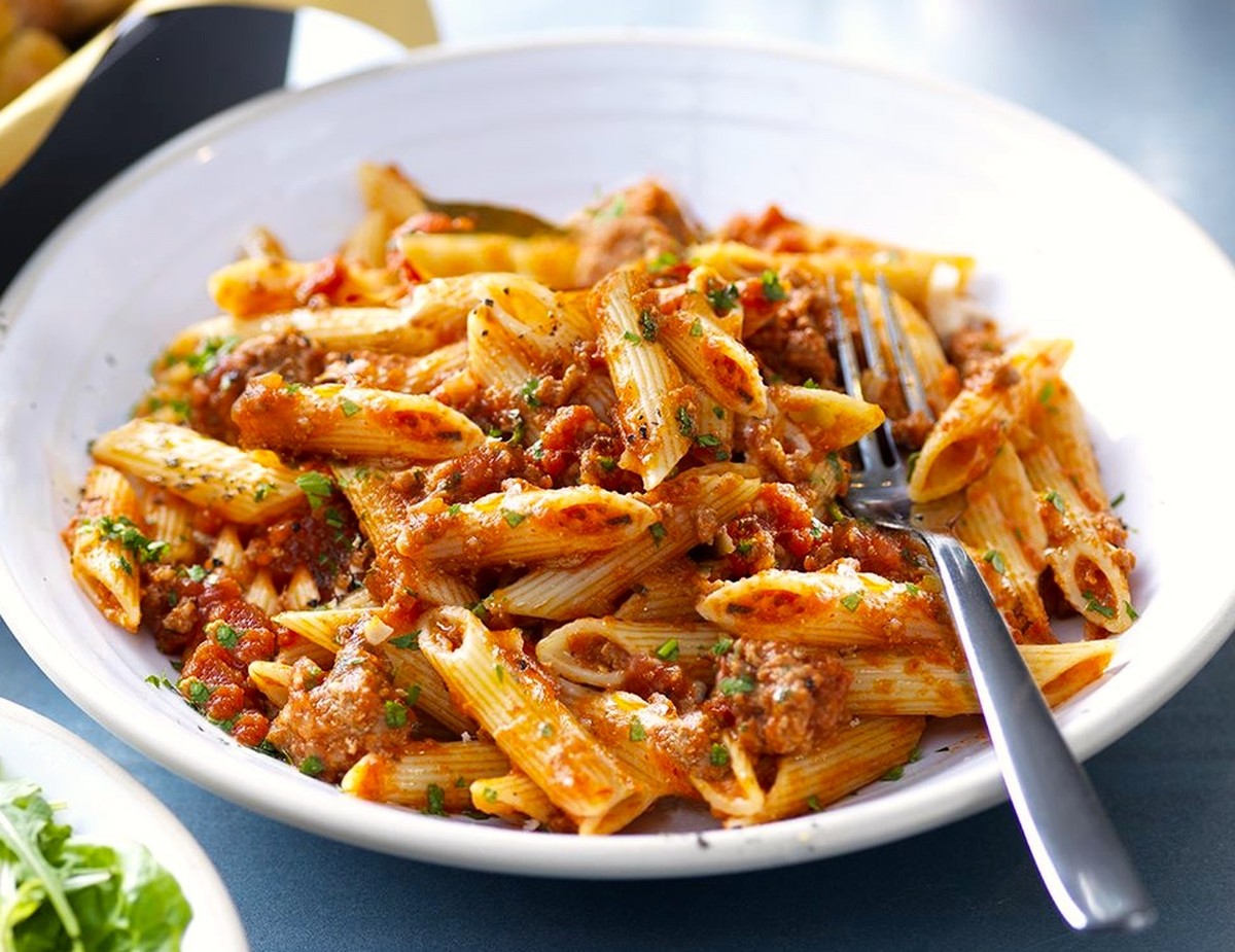 http://www.carluccios.com/restaurants/london/ealing penne al salsiccia wurst pasta
