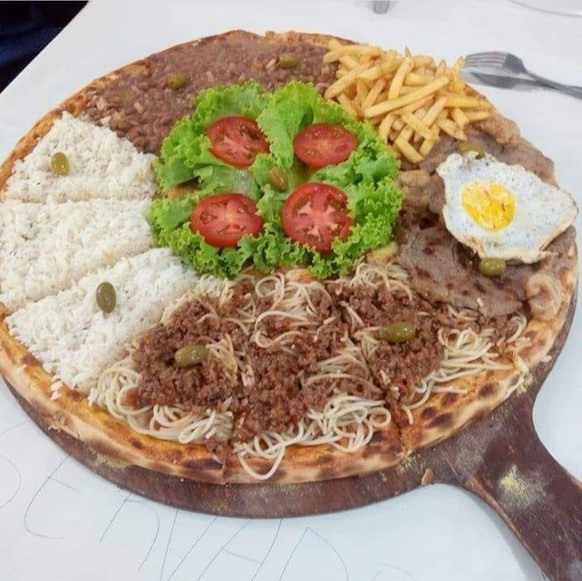 Hassverbrechen an Pizzen: Diese Bilder bringen jeden Italiener zum Weinen. Kochen, Essen, Food-Fails.