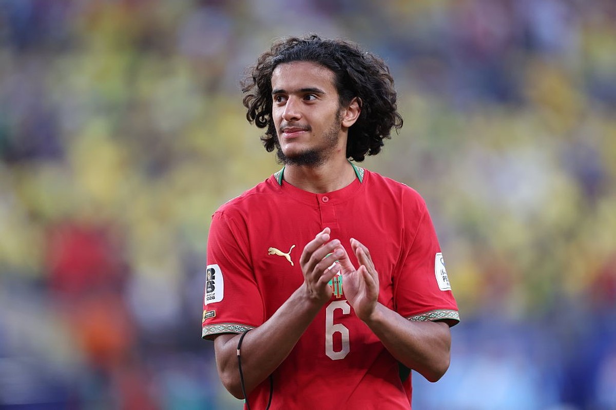 EAST RUTHERFORD, NEW JERSEY - JUNE 13: Morocco's Ayyoub Bouaddi applauds the fans at the final whistle during the FIFA World Cup 2026 Group C match between Brazil and Morocco at New York New Jers ...