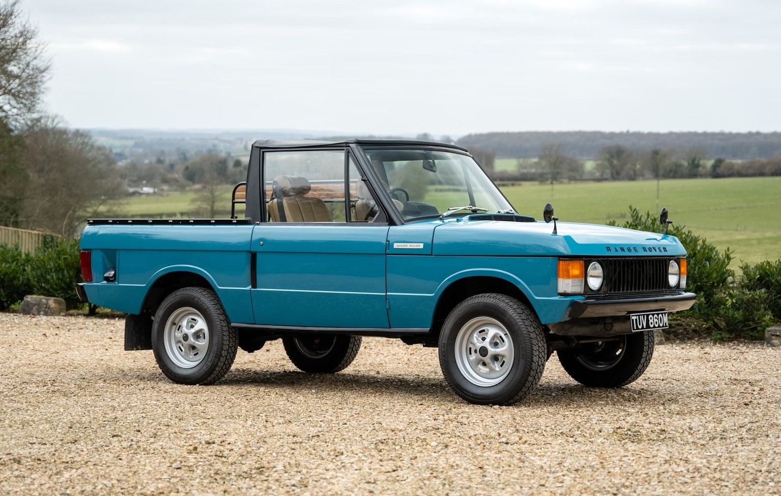 1973 Range Rover Classic Cabriolet - mit Minibar!

https://collectingcars.com/for-sale/1973-range-rover-classic-2-door-suffix-d