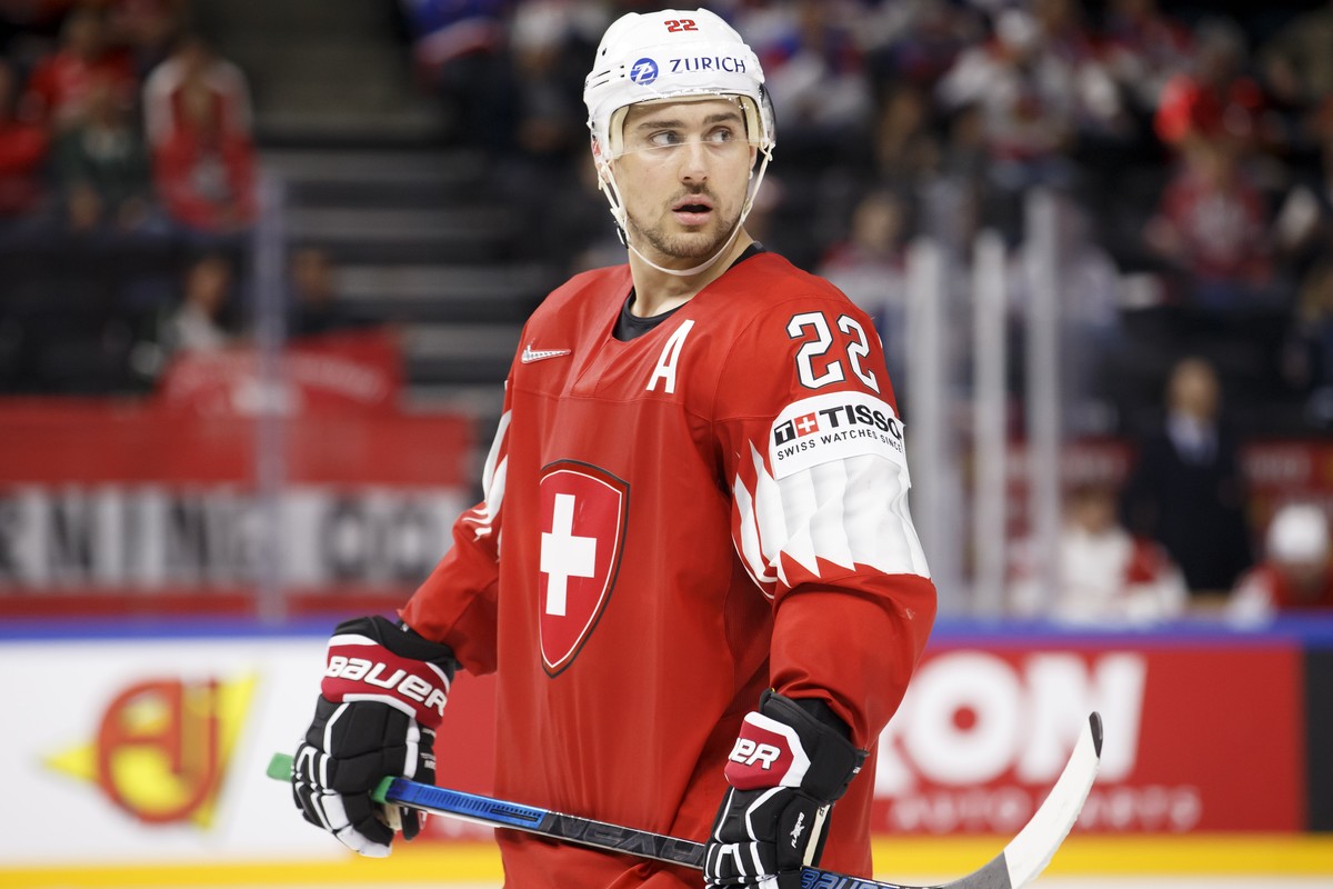 Switzerland's forward Nino Niederreiter looks his teammates, during the IIHF 2018 World Championship preliminary round game between Switzerland and Austria, at the Royal Arena, in Copenhagen, Den ...