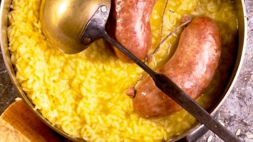 risotto luganighe ticino tessin http://www.myswitzerland.com/it-ch/risotto-ticinese.html