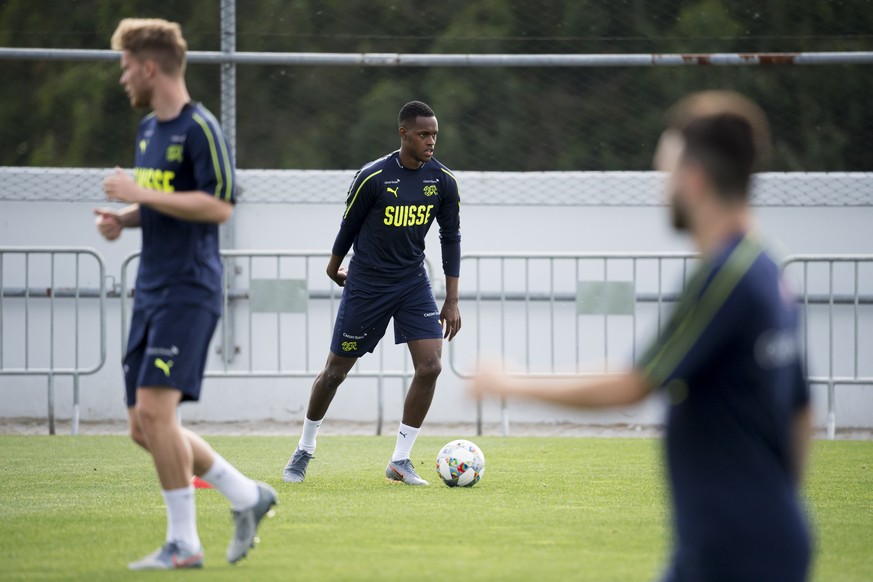 Switzerland&#039;s player Edimilson Fernandes in action during a training session at the PortoGaia training center, in Crestuma near Porto, Portugal, Monday, June 3, 2019. Portugal will face Switzerla ...