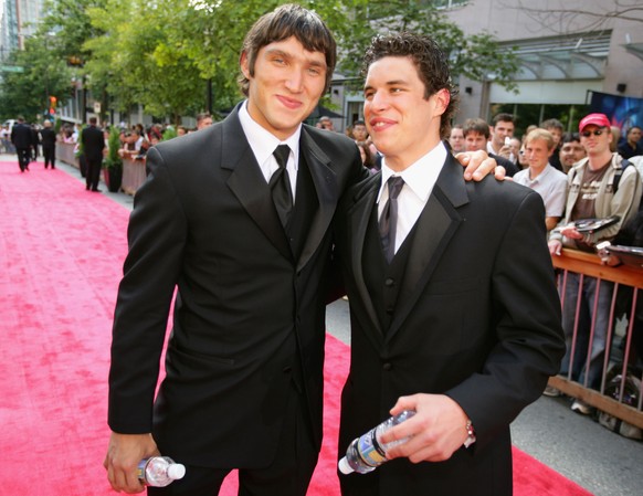 Hier lachen sie noch: Crosby und Owetschkin bei der NHL TV Award Show 2006.