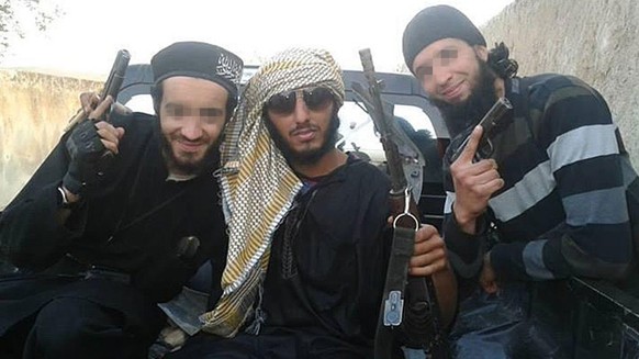 Bei dem Dschihadisten links soll es sich um den Waadtländer mit dem Kampfnamen «Abu Suleiman al-Suisseri» handeln.&nbsp;