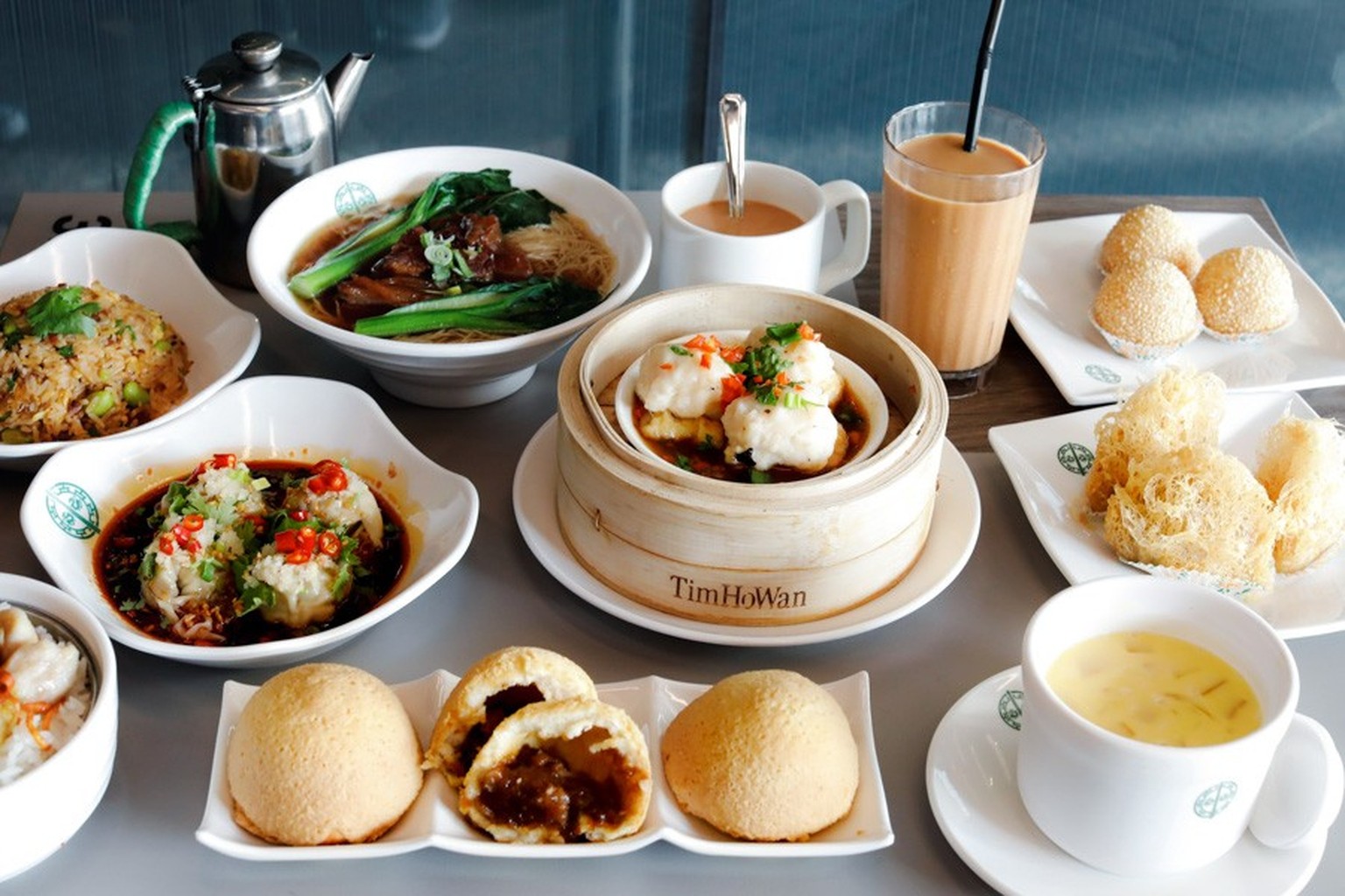 Tim ho wan hong kong dim sum china food essen restaurant kette michelin stern https://www.timhowan.com/menu/singapore/