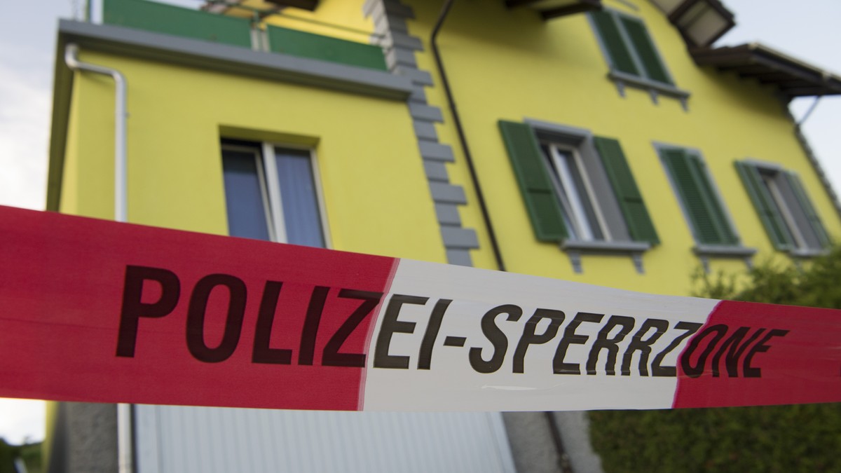 Falschmeldung-l-st-Polizeieinsatz-in-Obergerlafingen-SO-aus