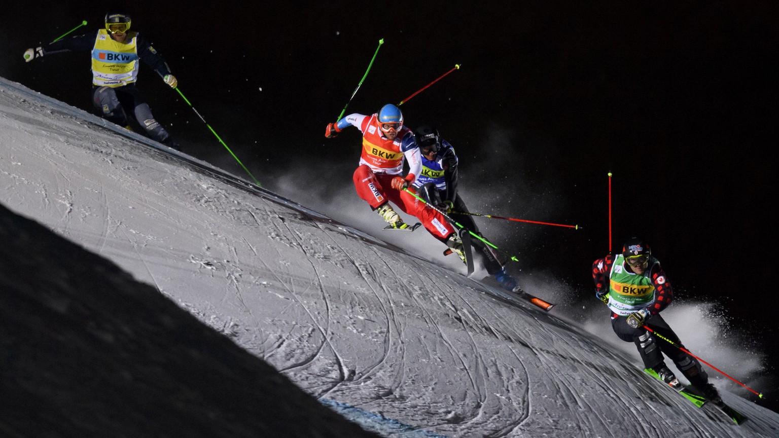 ARCHIV - ZUR SELEKTION DER SCHWEIZER SKI FREESTYLE-TEAMS FUER DIE OLYMPISCHEN WINTERSPIELE IN PYEONGCHANG, SUEDKOREA, STELLEN WIR IHNEN FOLGENDES BILDMATERIAL ZUR VERFUEGUNG – Michael Forslund of Swed ...