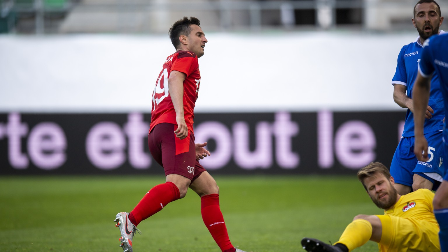 Switzerland&#039;s Mario Gavranovic, celebrates after scoring a goal during a friendly soccer match between Switzerland and Liechtenstein, at the kybunpark stadium in St. Gallen, Switzerland, Thursday ...