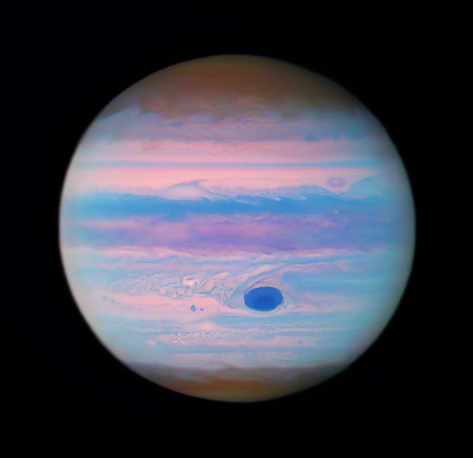 NASA&#039;s Hubble Space Telescope reveals an ultraviolet view of Jupiter.
This newly released image from the NASA Hubble Space Telescope shows the planet Jupiter in a color composite of ultraviolet w ...