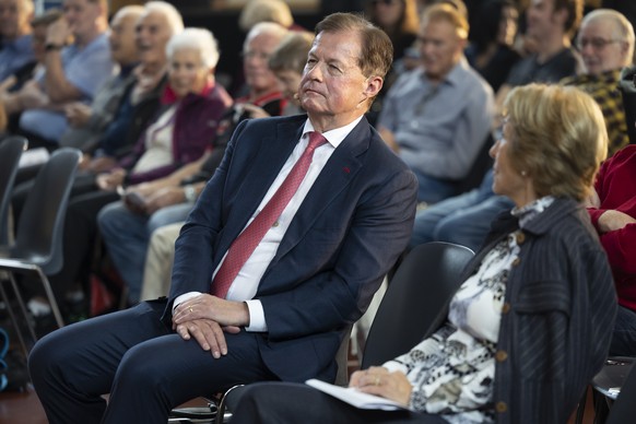 Stephan Rietiker, neu gewaehlter Praesident der Vereinigung &quot;Pro Schweiz&quot;, waehrend der Gruendungsversammlung, am Samstag, 15. Oktober 2022, in Bern. (KEYSTONE/Peter Klaunzer)