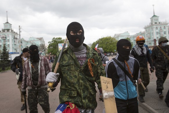 Prorussische Demonstranten in Luhansk, Ukraine.