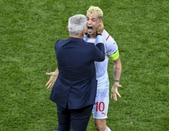 «Oh, wie ist das schön» – das Schweizer Achtelfinal-Märchen in 41 Wahnsinns-Bildern\nFür mich das mit Abstand wunderschönste Bild!