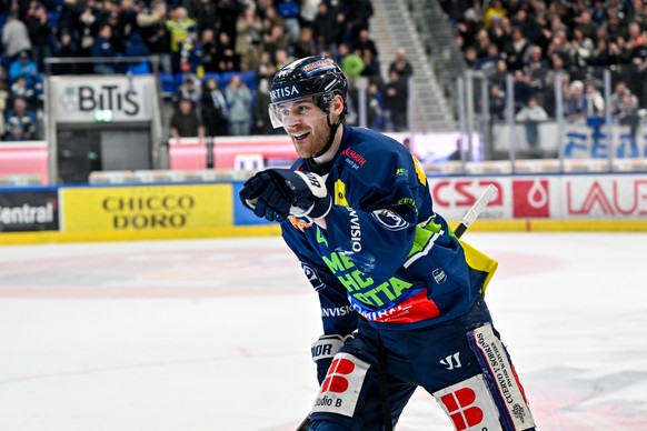Andre Heim (HCAP) celebrates his goal, during the regular season National League game between HC Ambri Piotta and SC Bern at the ice stadium Gottardo Arena, Switzerland, March 7, 2026. (KEYSTONE/Ti-Pr ...