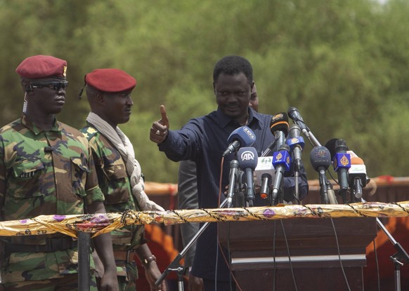 Ceremony for newly appointed Mini Arko Minawi as Governor of Darfur AL FASHIR, SUDAN - AUGUST 10: Former leader of Sudan Liberation Movement Mini Arko Minawi R speaks during a ceremony after he was ap ...