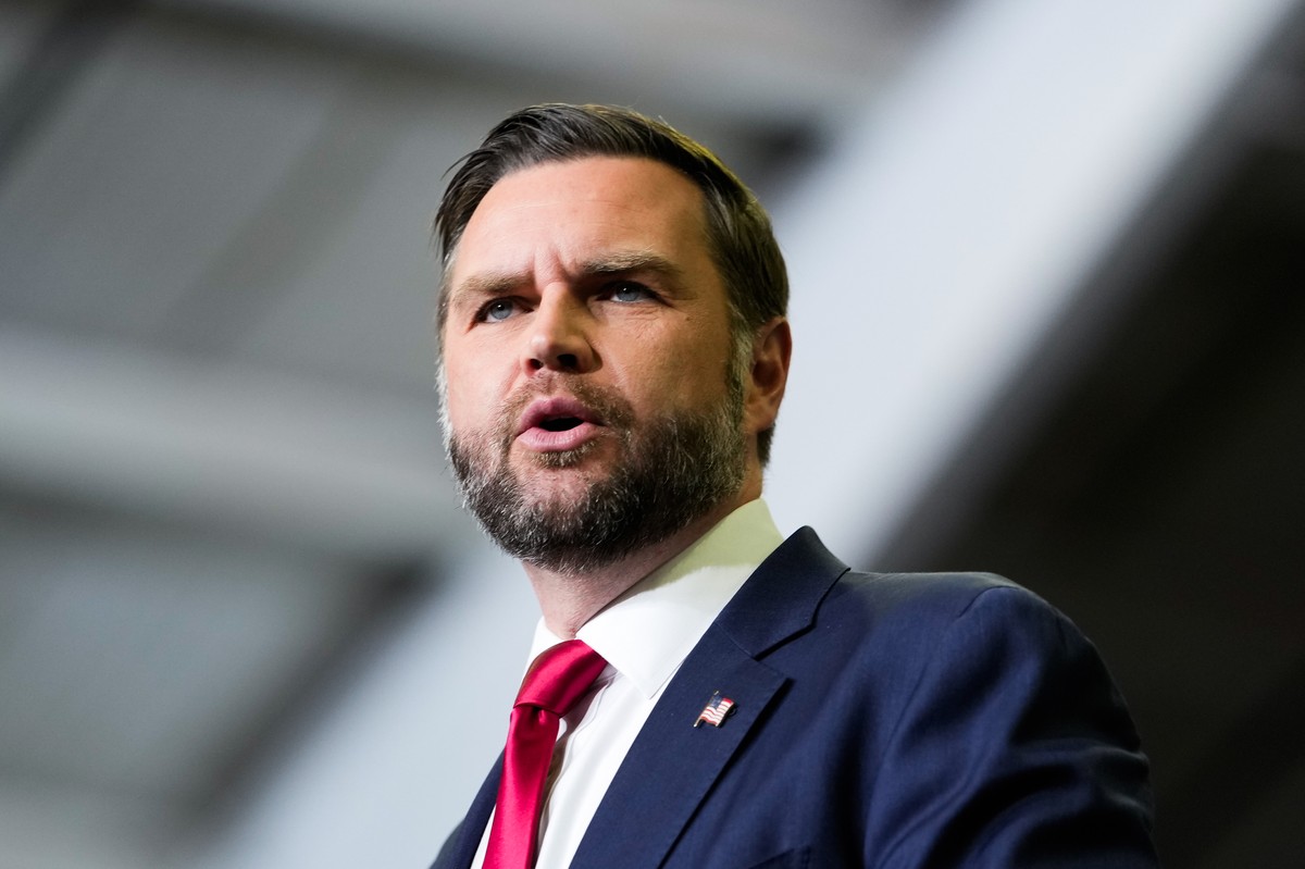 Vice President JD Vance speaks at a midterm campaign rally at the LevelUp Training Complex in Monroe, Mich., Thursday, Oct. 15, 2026. (Daniel Heuer/Pool Photo via AP)
Vance